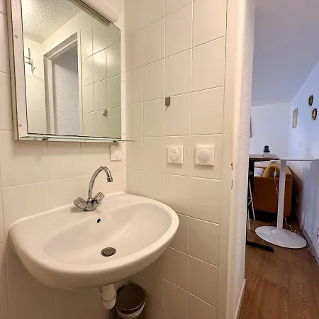 Donissan - 1 Canape-lit 1 Salle De Bain Daire