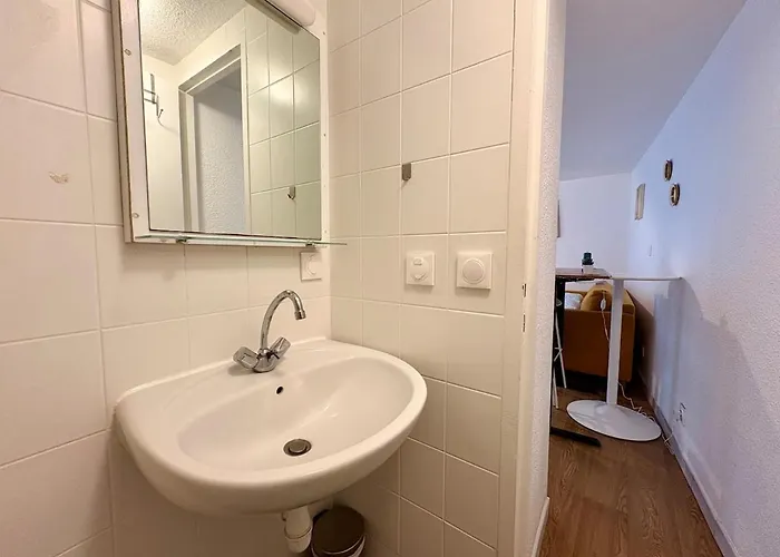 Donissan - 1 Canape-lit 1 Salle De Bain Daire