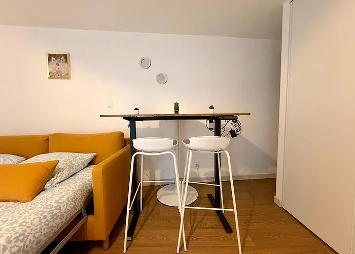 Donissan - 1 Canape-lit 1 Salle De Bain *